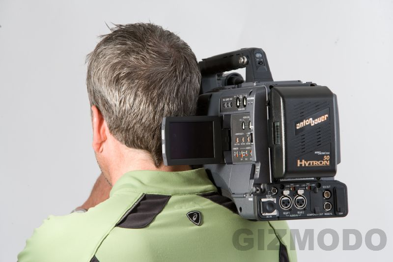 Illustration for article titled NAB07: Panasonic Busts Out HPX500 Pro HD Camcorder